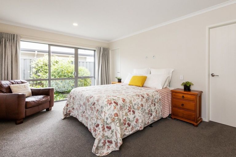 Photo of property in 40 Hurunui Drive, Te Awa, Napier, 4110