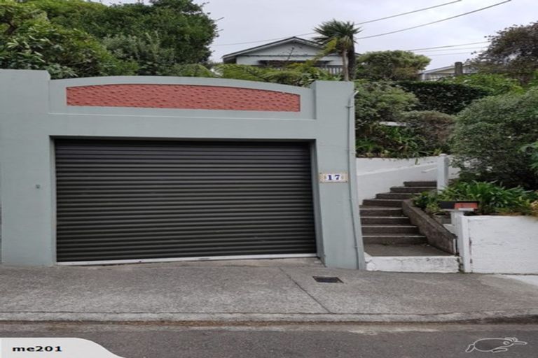 Photo of property in 17 Garfield Street, Brooklyn, Wellington, 6021