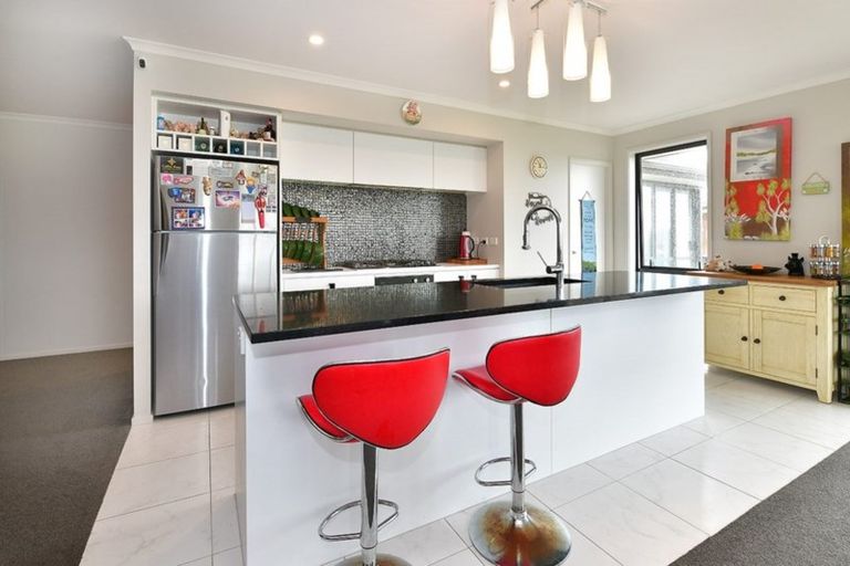 Photo of property in 137 Tuparekura Road, South Head, Helensville, 0874