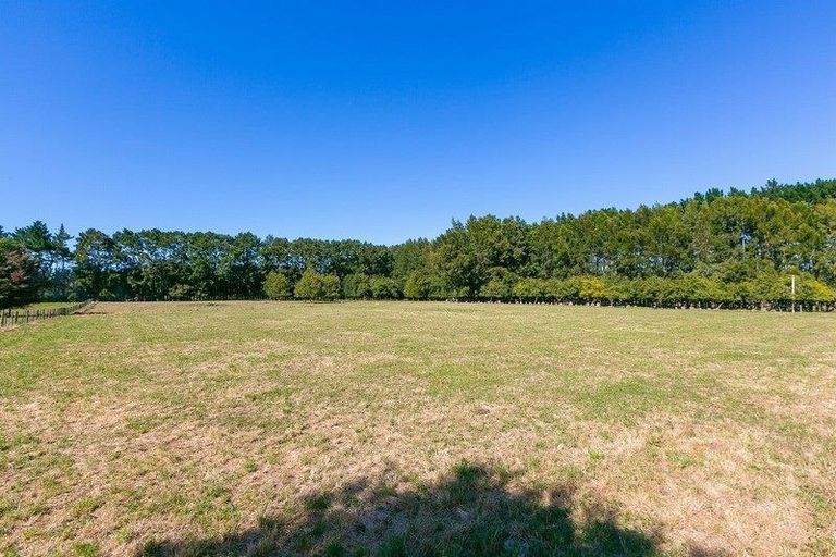 Photo of property in 276 Tikorangi Road, Tikorangi, Waitara, 4383