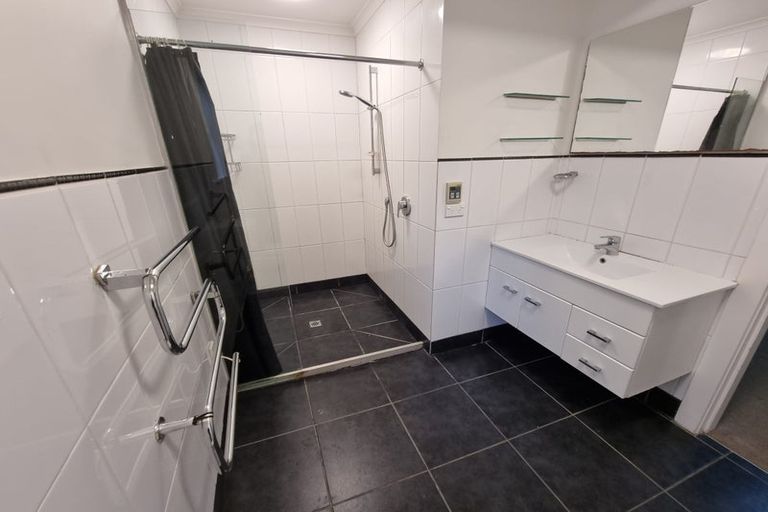 Photo of property in 334 The Terrace, Te Aro, Wellington, 6011