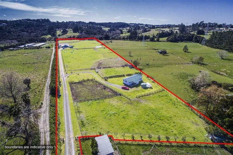 Photo of property in 98a Matua Road, Huapai, Kumeu, 0810