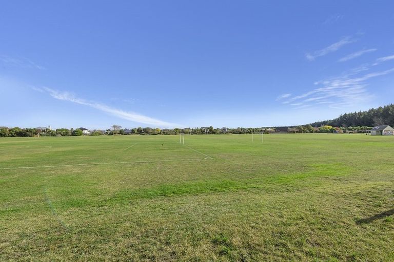 Photo of property in 570 Bower Avenue, Parklands, Christchurch, 8083