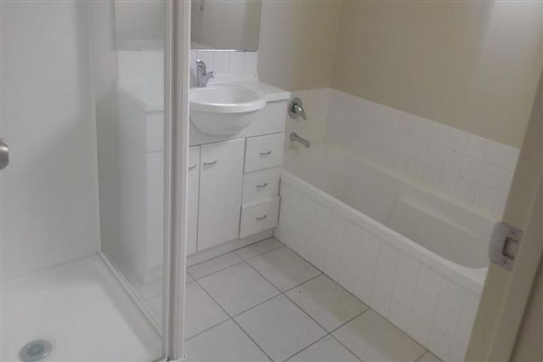 Photo of property in 26 Bruce Pulman Drive, Takanini, 2112