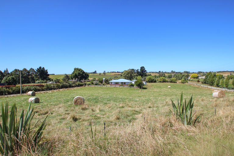 Photo of property in 174 Parsons Road, Weston, Oamaru, 9491