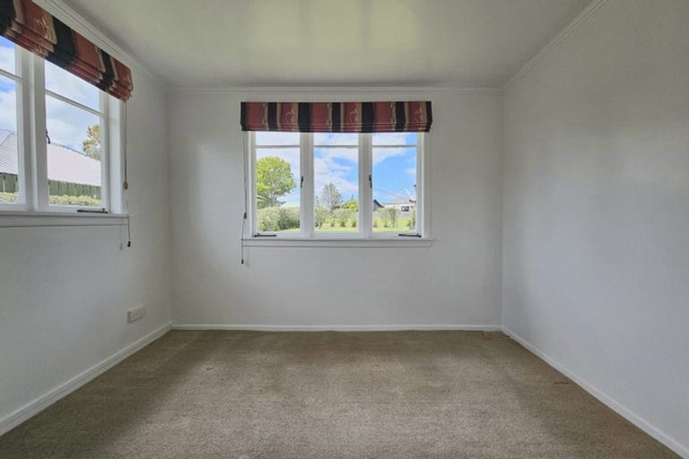 Photo of property in 121 Onerahi Road, Onerahi, Whangarei, 0110