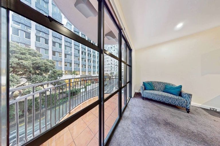Photo of property in Atrium Apartments, 2d/154 The Terrace, Wellington Central, Wellington, 6011