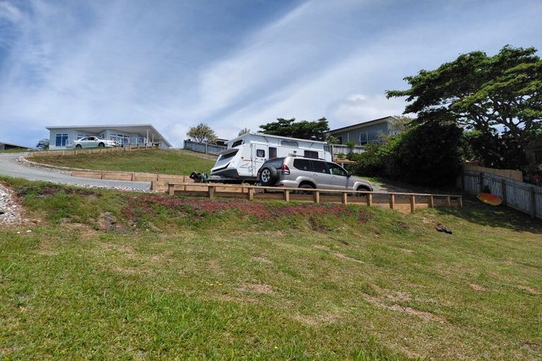 Photo of property in 13 Nancy Wake Place, Cable Bay, 0420