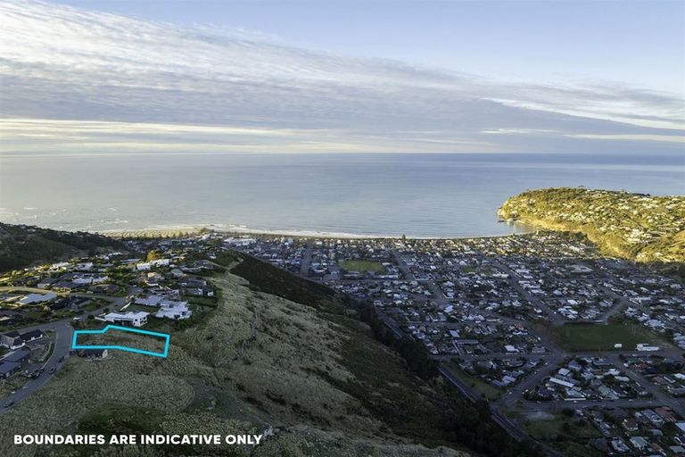 Photo of property in 1 Oxenhope Road, Richmond Hill, Christchurch, 8081