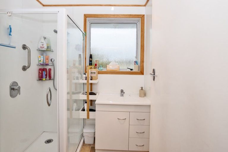 Photo of property in 800 Tweed Street, Rockdale, Invercargill, 9812