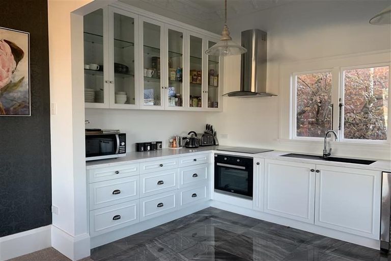 Photo of property in 10 Moana Crescent, Musselburgh, Dunedin, 9013