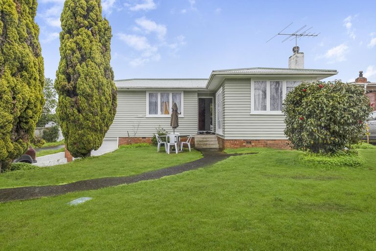 Photo of property in 4 Boon Street, Manurewa, Auckland, 2102