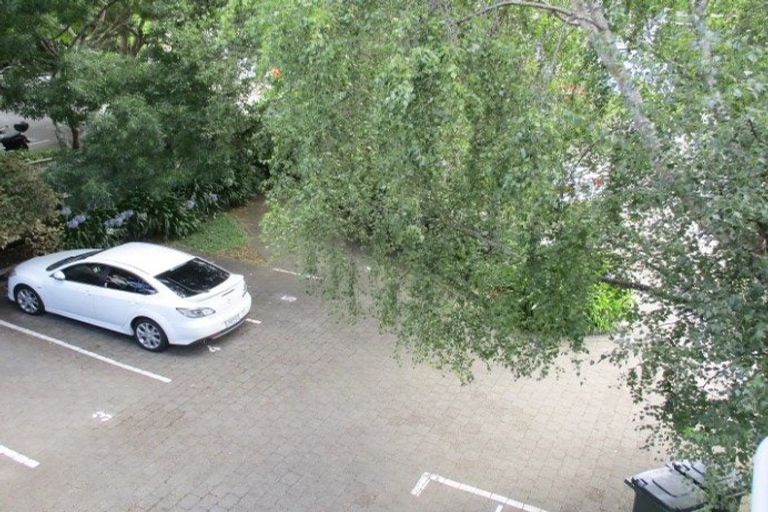 Photo of property in 5/1 Brooklyn Road, Mount Cook, Wellington, 6011