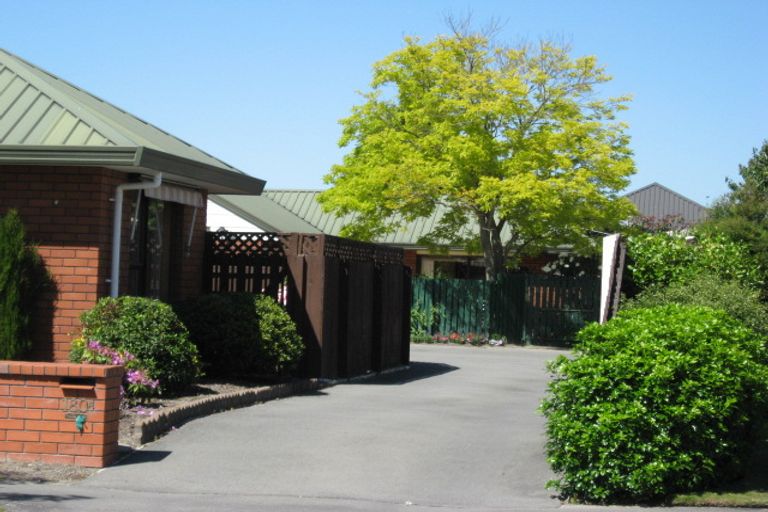 Photo of property in 2/180 Hawthornden Road, Avonhead, Christchurch, 8042