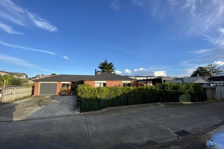 Photo of property in 49d Cambridge Terrace, Papatoetoe, Auckland, 2025