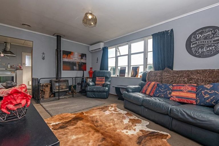 Photo of property in 46 Clyde Crescent, Roslyn, Palmerston North, 4414