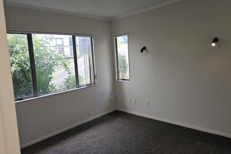 Photo of property in 283a Don Buck Road, Massey, Auckland, 0614