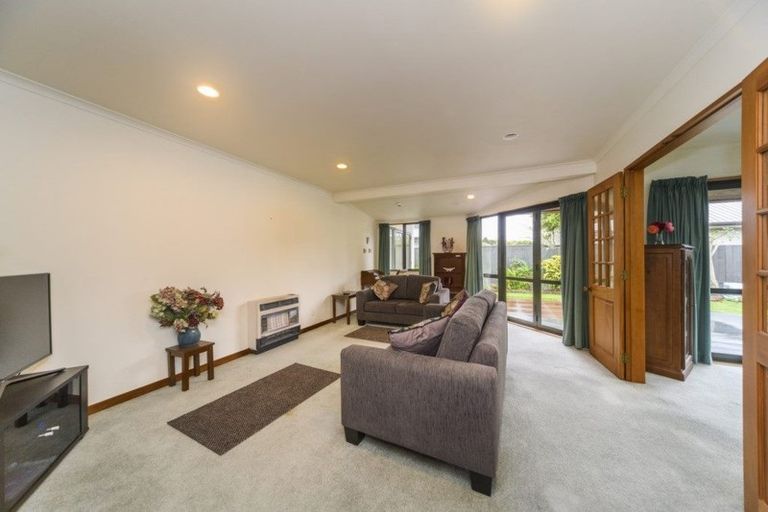 Photo of property in 4 Jensen Street, Hokowhitu, Palmerston North, 4410