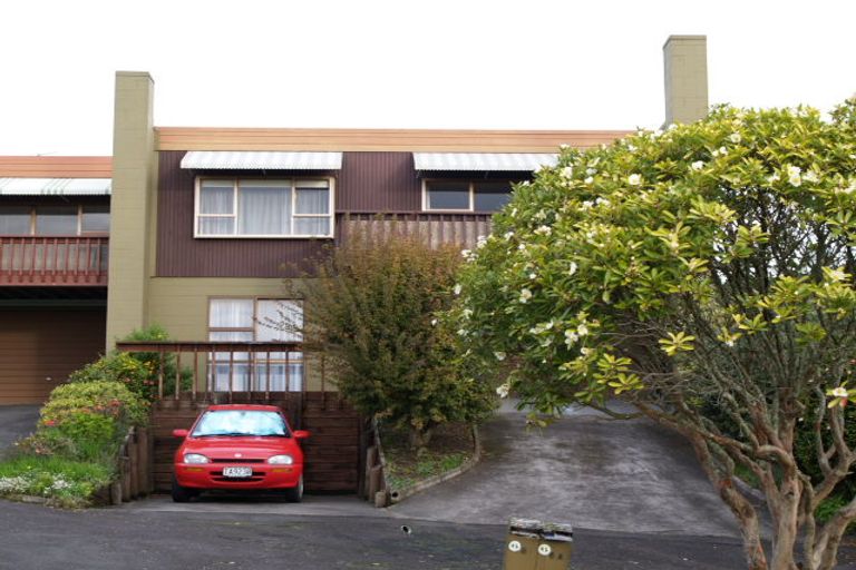 Photo of property in 6a Evelyn Road, Cockle Bay, Auckland, 2014