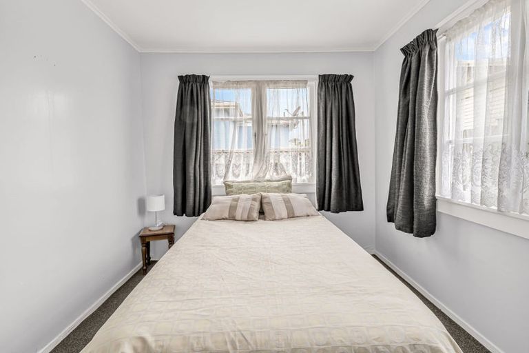 Photo of property in 31 Matai Street, Castlecliff, Whanganui, 4501