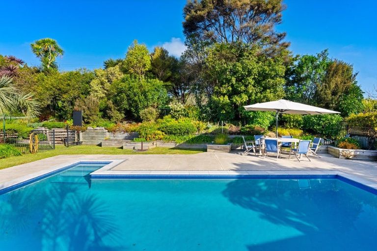 Photo of property in 125 Taylor Road, Waimauku, 0882