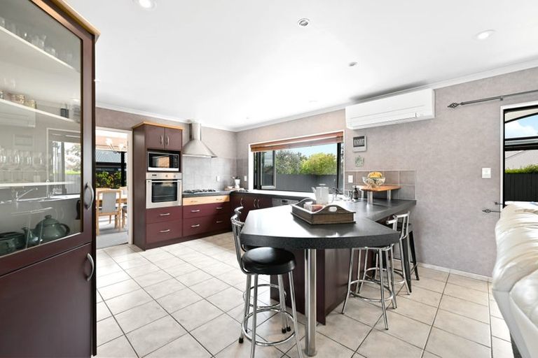 Photo of property in 17 Grasmere Court, Huntington, Hamilton, 3210