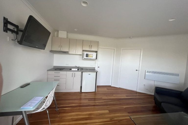 Photo of property in 8a Mount View Road, Melville, Hamilton, 3206