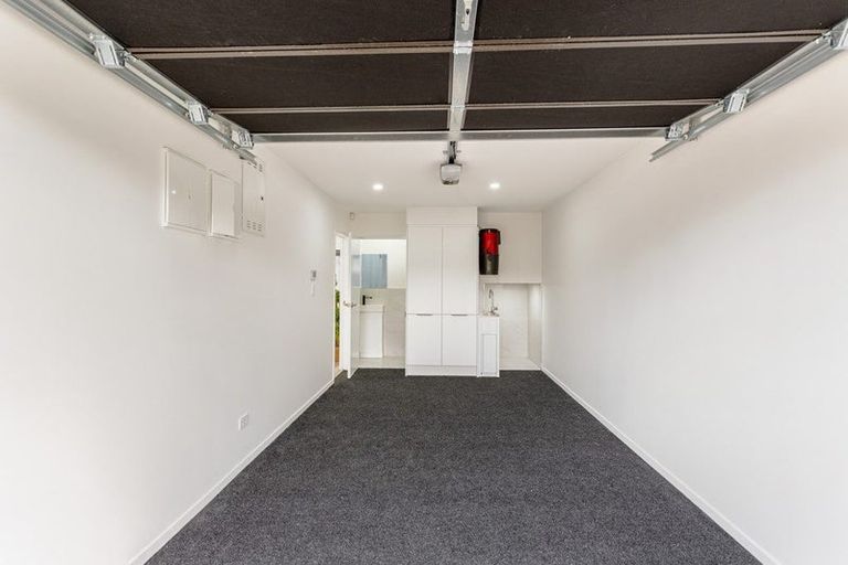 Photo of property in 5/20 Metcalfe Road, Ranui, Auckland, 0612