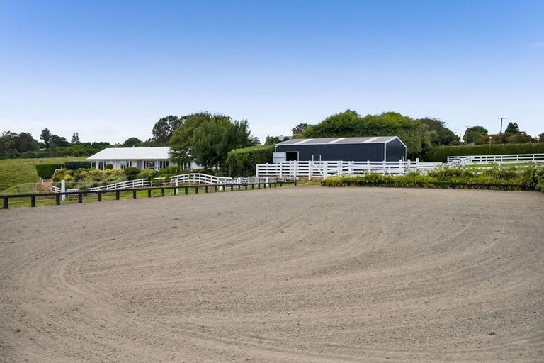 Photo of property in 167 Henwood Road, Paraite, New Plymouth, 4372