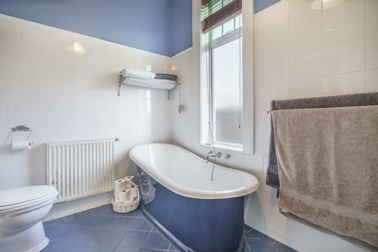 Photo of property in 291 Tay Street, Turnbull Thomson Park, Invercargill, 9810