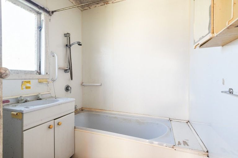 Photo of property in 19 Hawick Street, Tokoroa, 3420