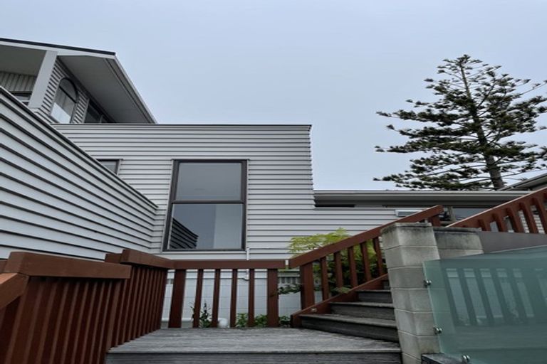 Photo of property in 463 Beach Road, Murrays Bay, Auckland, 0630