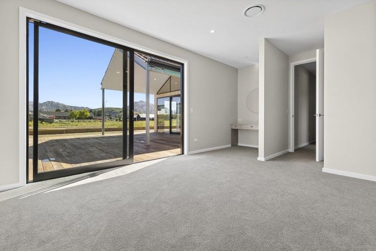 Photo of property in 11 Rua Street, Albert Town, Wanaka, 9305