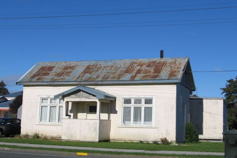 Photo of property in 155 Tasman Road, Otaki, 5512