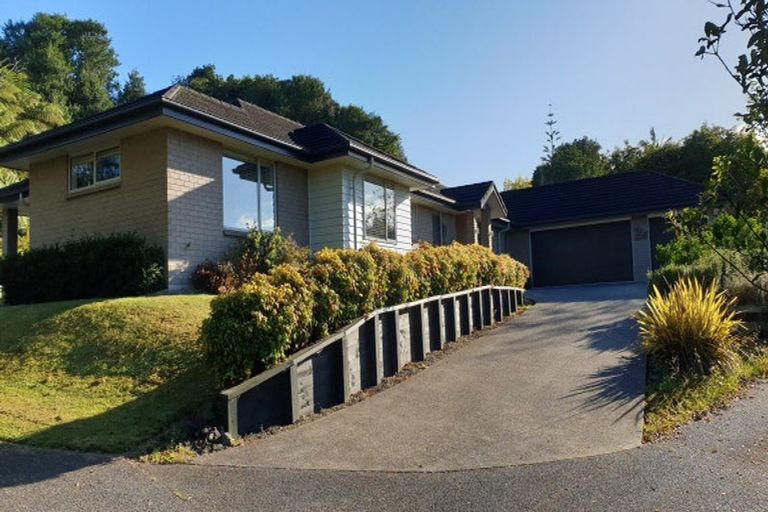 Photo of property in 2g Country Club Lane, Waiuku, 2123