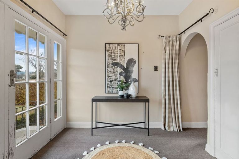 Photo of property in 158 Weston Road, St Albans, Christchurch, 8052