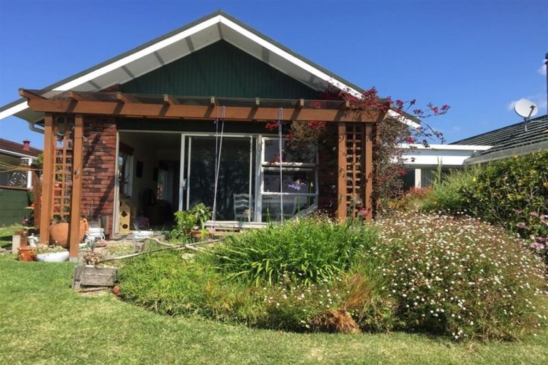 Photo of property in 9a Kiriwai Place, Matua, Tauranga, 3110