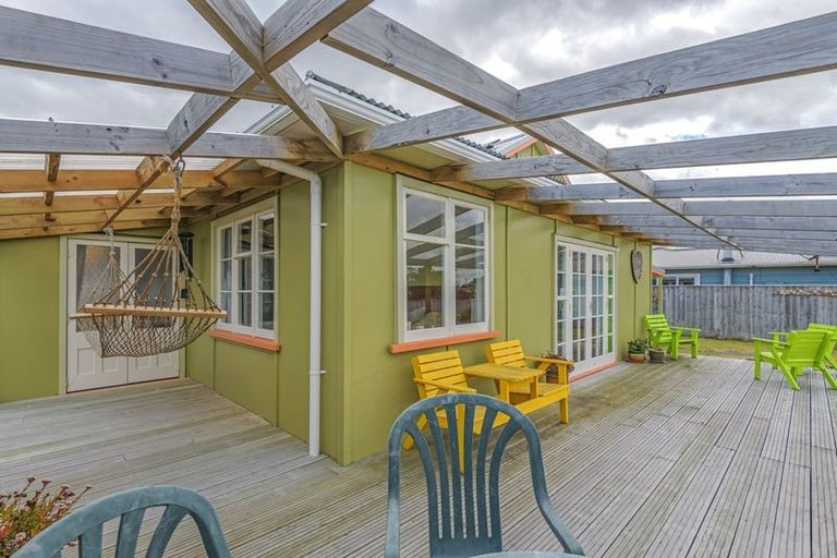 Photo of property in 34 Koputara Road, Himatangi Beach, Foxton, 4891