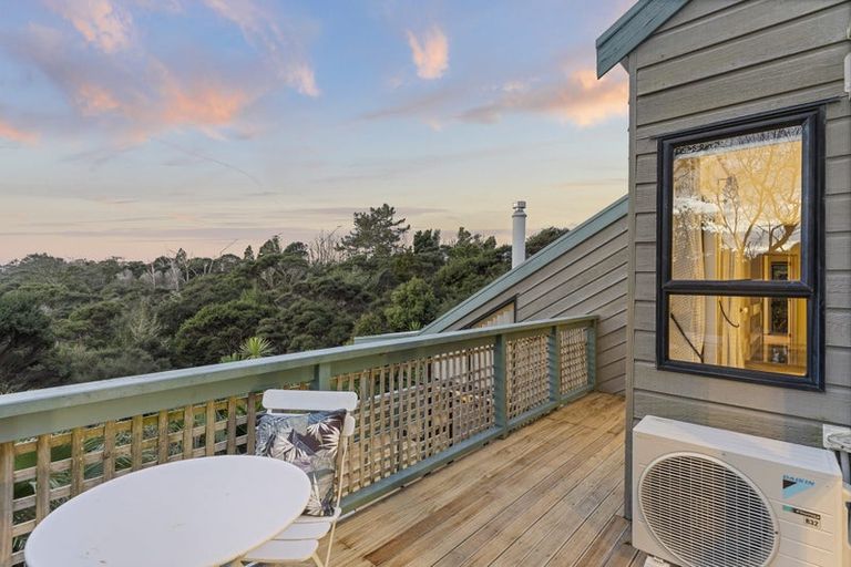 Photo of property in 28 Willow Avenue, Birkenhead, Auckland, 0626