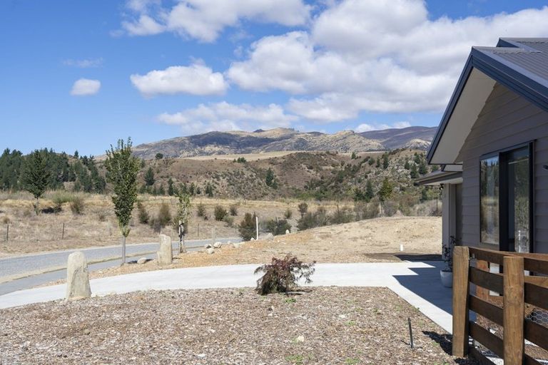 Photo of property in 15 Jackson Rise, Luggate, Wanaka, 9383