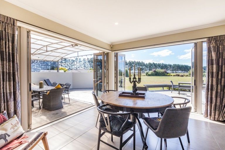 Photo of property in 1541 Rongotea Road, Kairanga, Palmerston North, 4475