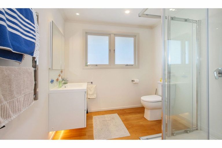 Photo of property in 20 Melba Street, Beach Haven, Auckland, 0626