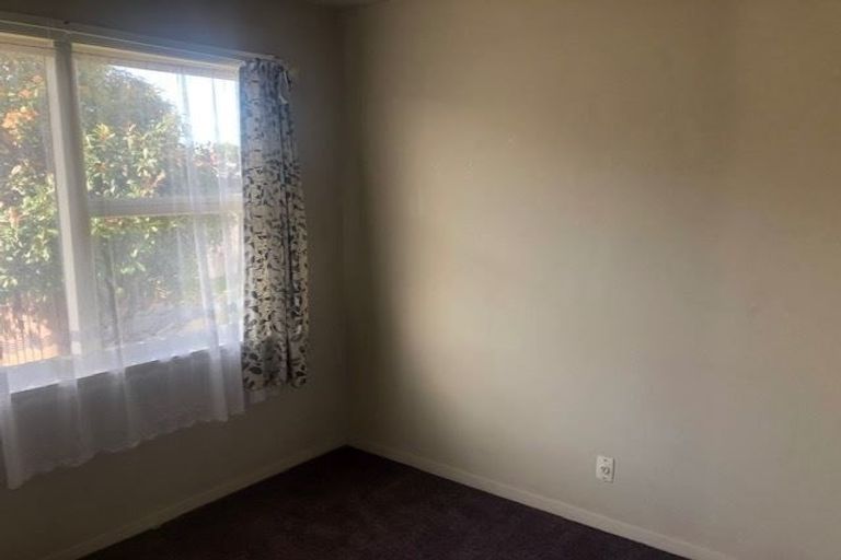 Photo of property in 4 Carisbrooke Street, Aranui, Christchurch, 8061