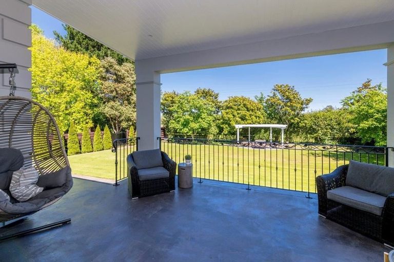 Photo of property in 15 Richmond Avenue, Waikanae, 5036