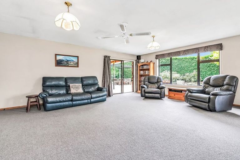 Photo of property in 1 Everett Street, Coalgate, 7673