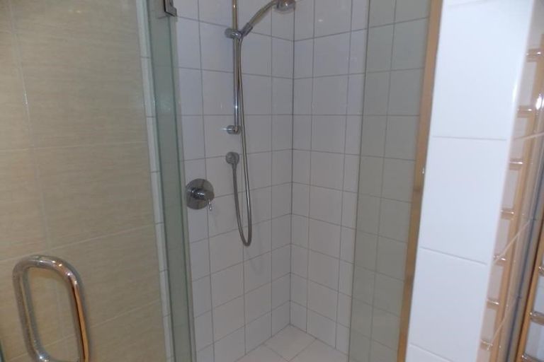 Photo of property in Kate Sheppard Apartments, 42 Molesworth Street, Thorndon, Wellington, 6011