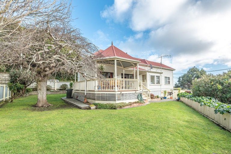 Photo of property in 17 Portal Street, Durie Hill, Whanganui, 4500
