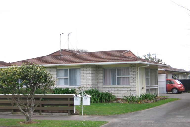 Photo of property in 23a Erin Street, Hokowhitu, Palmerston North, 4410