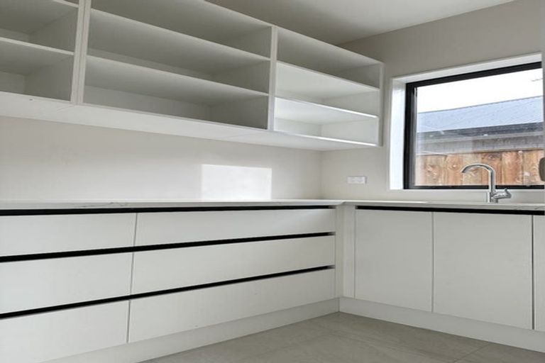 Photo of property in 6 Benjamin Place, Clevedon, 2582