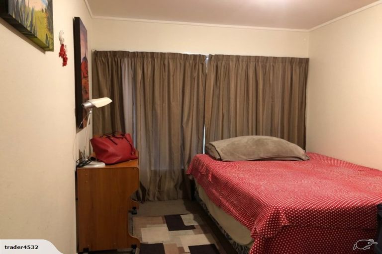 Photo of property in 1 Etherege Place, Howick, Auckland, 2014